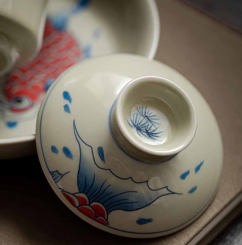 Koi Fish Arowana Ceramic Gaiwan Sancai Teacup Kung Fu Tea Cup With Lid 130ml
