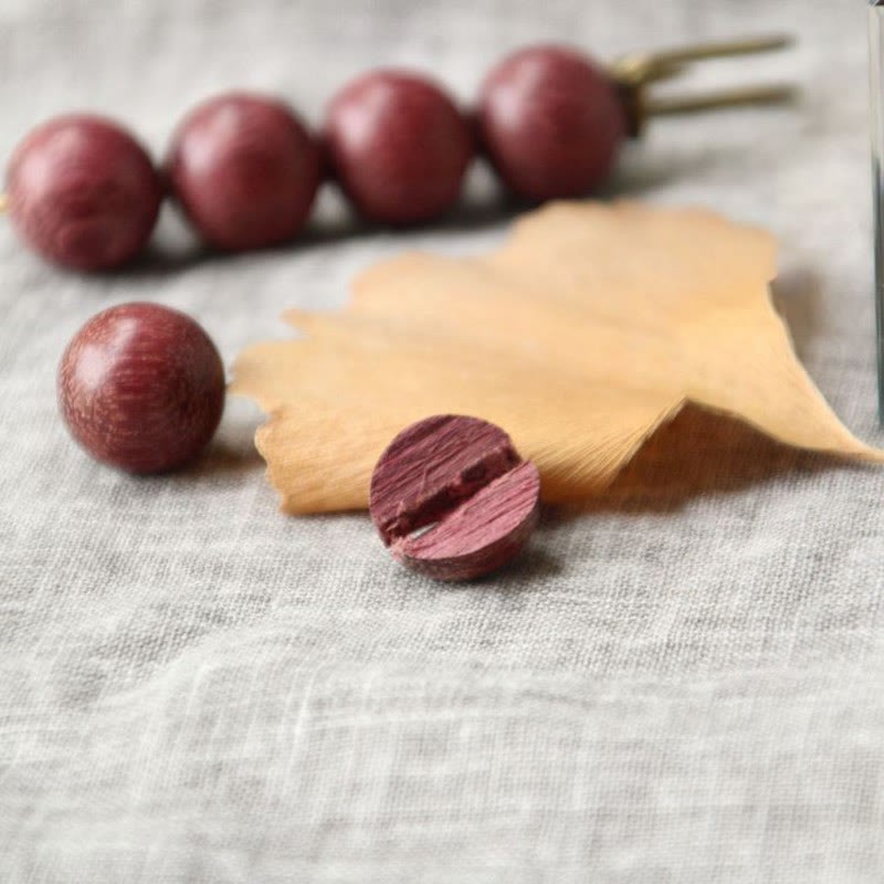 Vintage Sandalwood Agathis Alba Ebony Wood Peltogyne Beads Healing Brooch