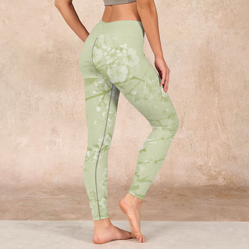 White Plum Blossoms Print Gym Leggings Women's Yoga Pants