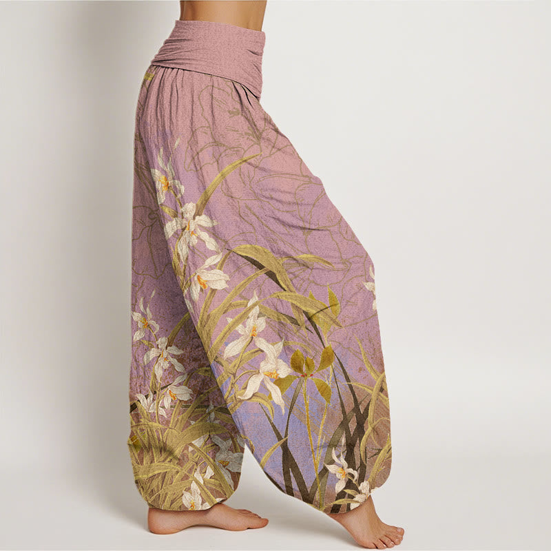 White Flowers Yellow Green Leaves Grass Pattern Women's Elastic Waist Harem Pants