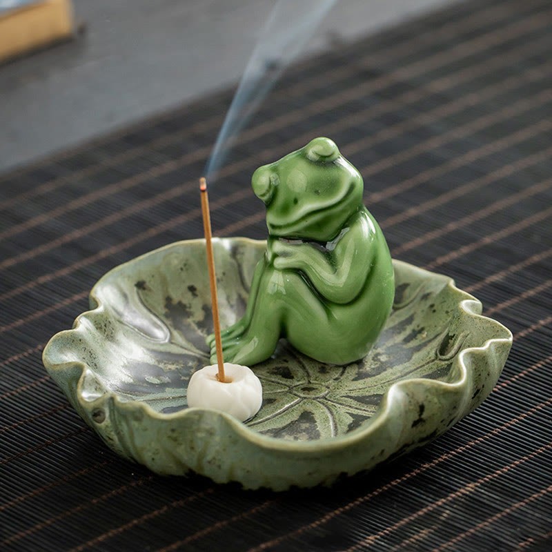Leaf Meditation Frog Pattern Healing Ceramic Incense Burner Decoration