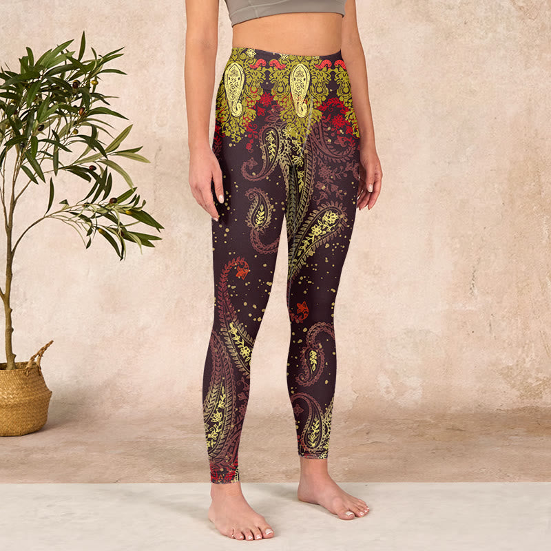 Reddish-brown Cashew Flower Vines Print Gym Leggings Women's Yoga Pants