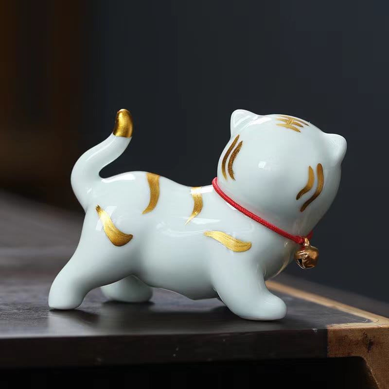 Mini Cute Tiger Tea Pet Ceramic Home Desk Figurine Decoration