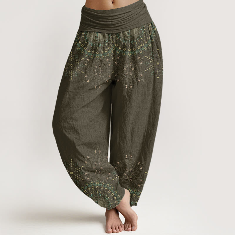 Peacocks Colorful Feathers Geometric Pattern Design Women's Elastic Waist Harem Pants