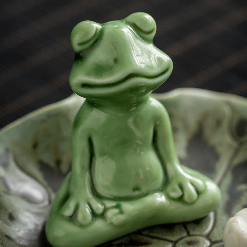 Leaf Meditation Frog Pattern Healing Ceramic Incense Burner Decoration