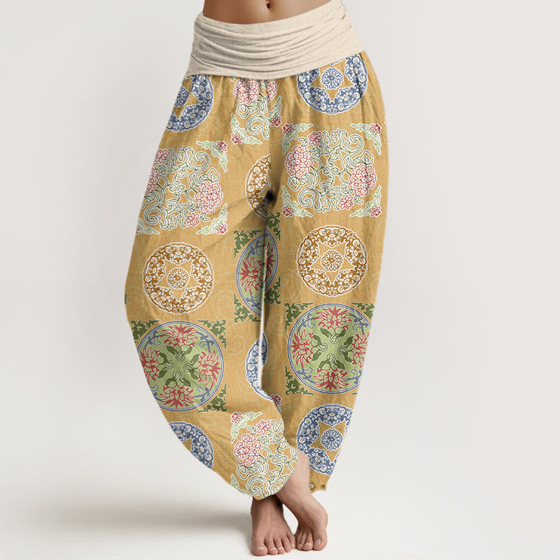 Round Shapes Chinese Floral Pattern Design Women's Elastic Waist Harem Pants