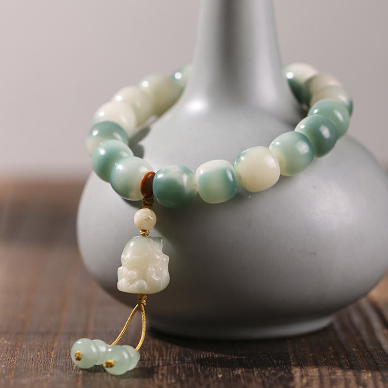 Gradient Bodhi Seed Nine-Tailed Fox Cat Paw Claw Pine Cone Peace Bracelet