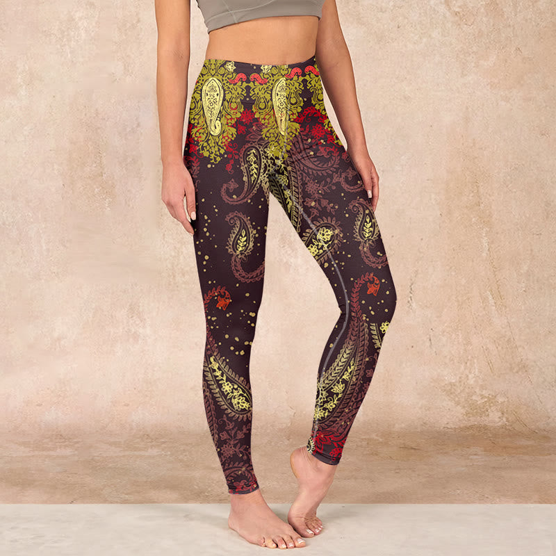 Reddish-brown Cashew Flower Vines Print Gym Leggings Women's Yoga Pants