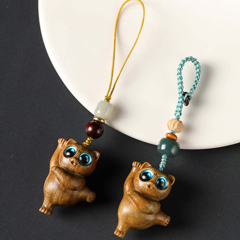 Green Sandalwood Thuja Sutchuenensis Dancing Cat Positive Key Chain Phone Hanging Decoration