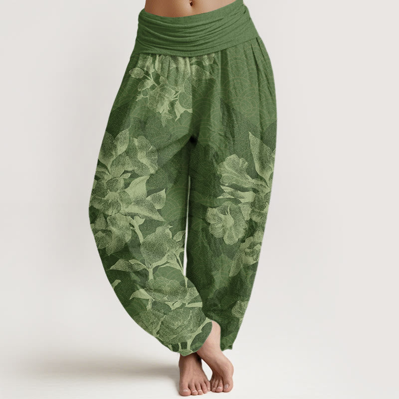 White Flowers Pattern Women's Elastic Waist Harem Pants