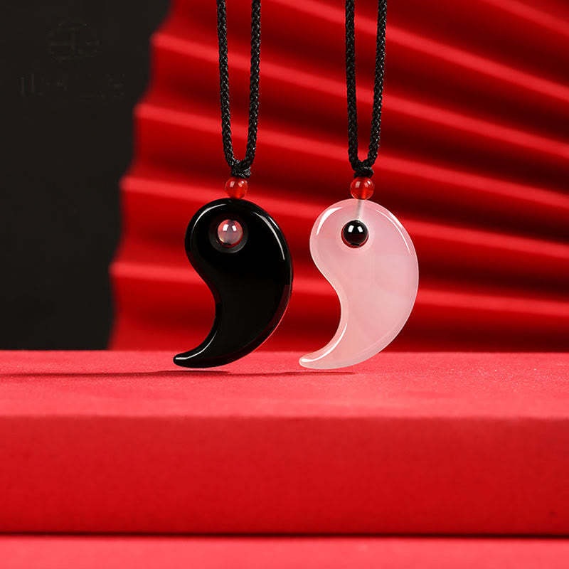 Black Onyx White Agate Yin Yang Tai Chi Diagram Fortune Couple Necklace Pendant