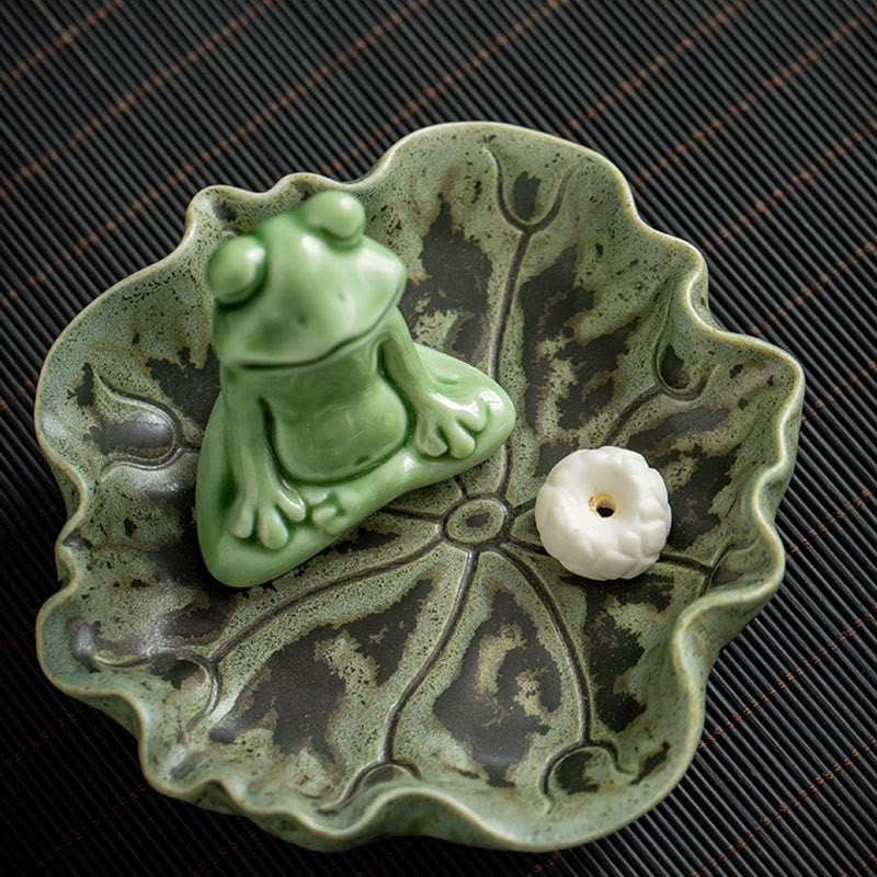 Leaf Meditation Frog Pattern Healing Ceramic Incense Burner Decoration
