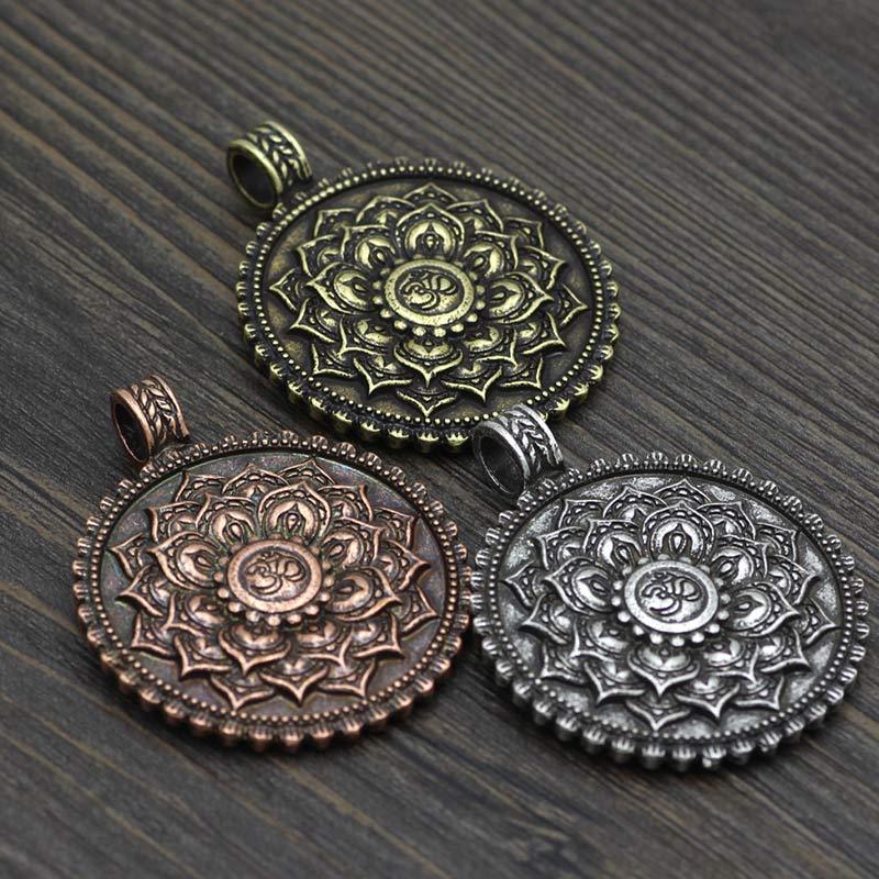Six True Words Love Peace Flower Pattern Necklace (Extra 35% Off | USE CODE: FS35)