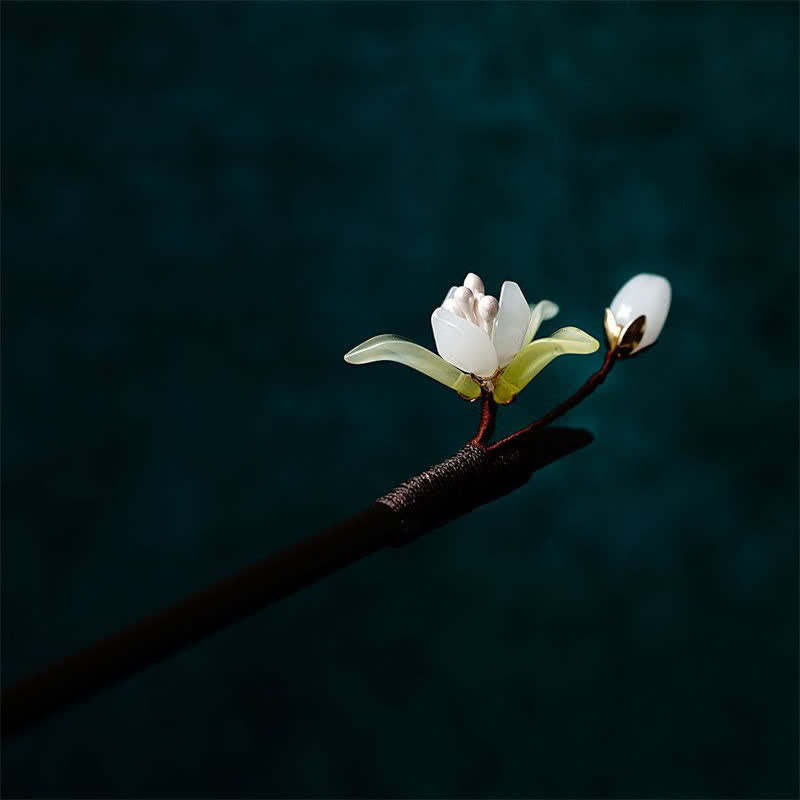 Pearl Flower Leaf Butterfly Happiness Hairpin