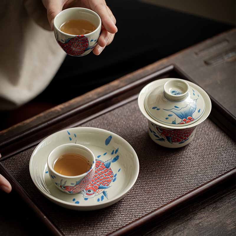 Koi Fish Arowana Ceramic Gaiwan Sancai Teacup Kung Fu Tea Cup With Lid 130ml