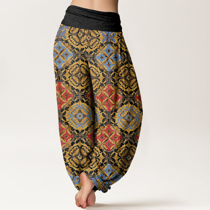 Diamond Floral Design Women's Elastic Waist Harem Pants
