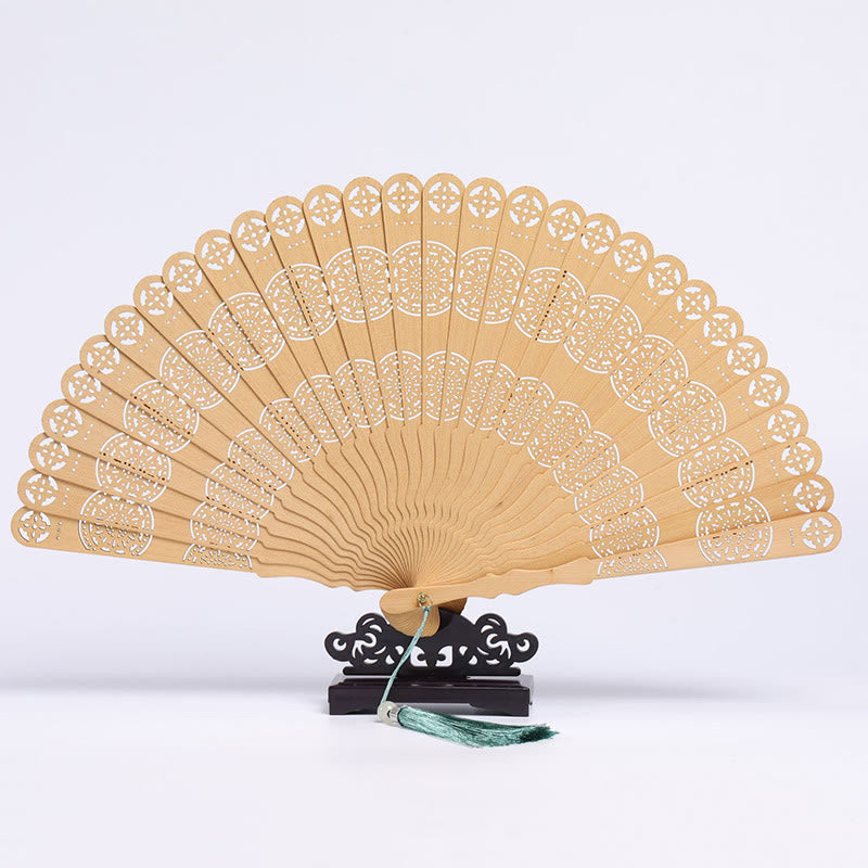 Retro Chang'e Moon Crane Peacock Hollow Engraved Pattern Handheld Thuja Sutchuenensis Wood Folding Fan
