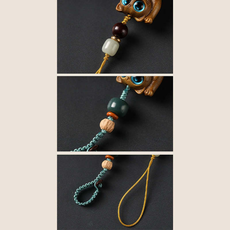 Green Sandalwood Thuja Sutchuenensis Dancing Cat Positive Key Chain Phone Hanging Decoration