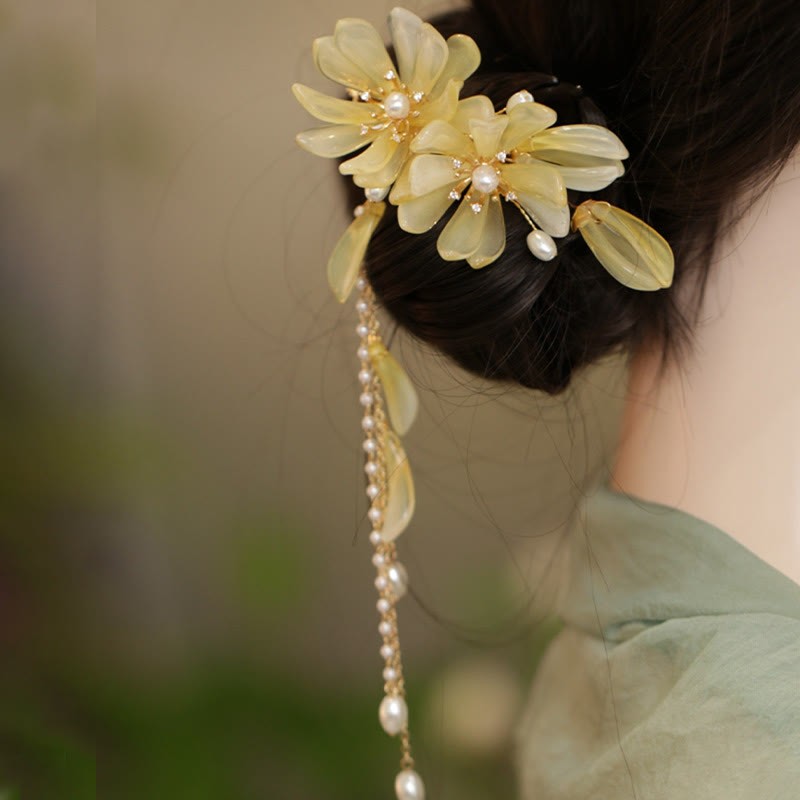 Classical Magnolia Tassel Side Hair Clip