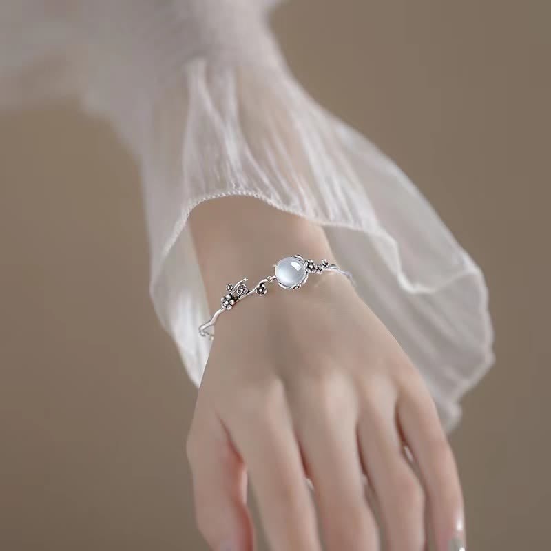 Plum Blossom Chalcedony Positive Bracelet