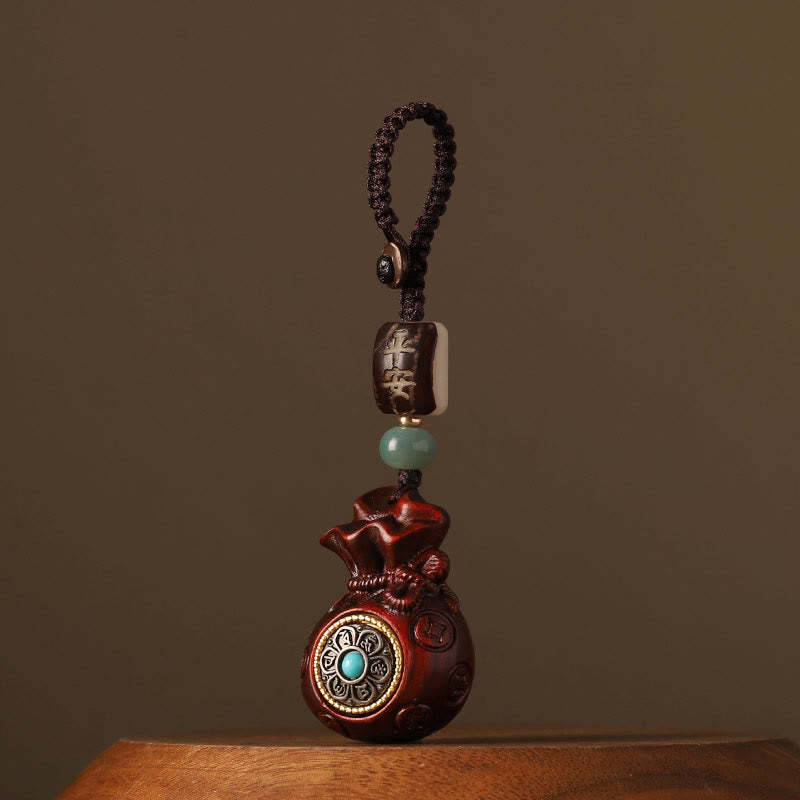 Small Leaf Red Sandalwood Green Sandalwood Money Bag Om Mani Padme Hum Rotatable Protection Hanging Decoration