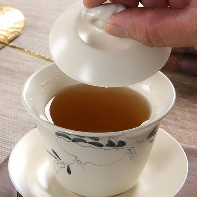 Hand Painted Pomegranate Hibiscus Pine Lotus Ceramic Gaiwan Sancai Teacup Kung Fu Tea Cup And Saucer With Lid