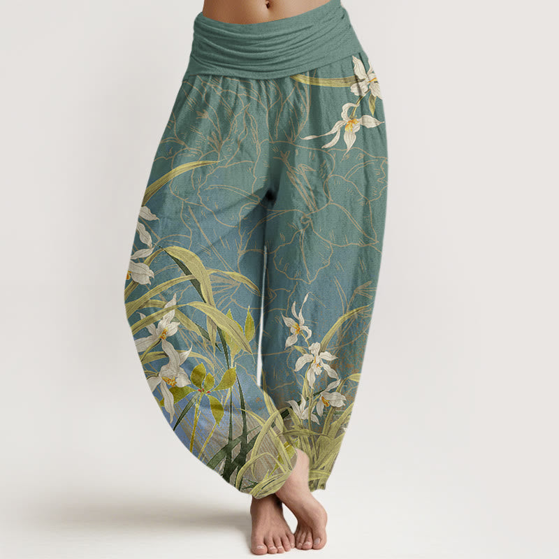 White Flowers Yellow Green Leaves Grass Pattern Women's Elastic Waist Harem Pants