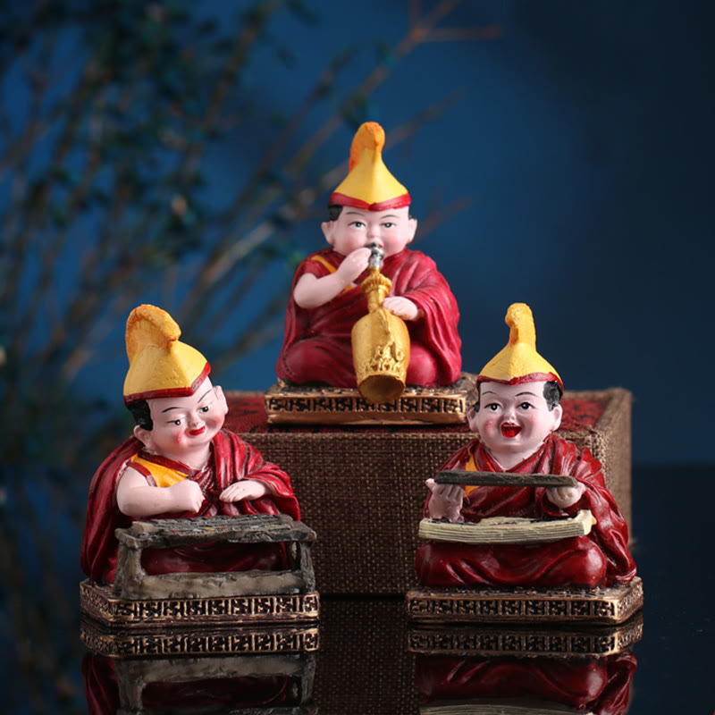 Hand Painted Tibetan Lama Figures Carved Creative Home Office Car Decoration Ornament