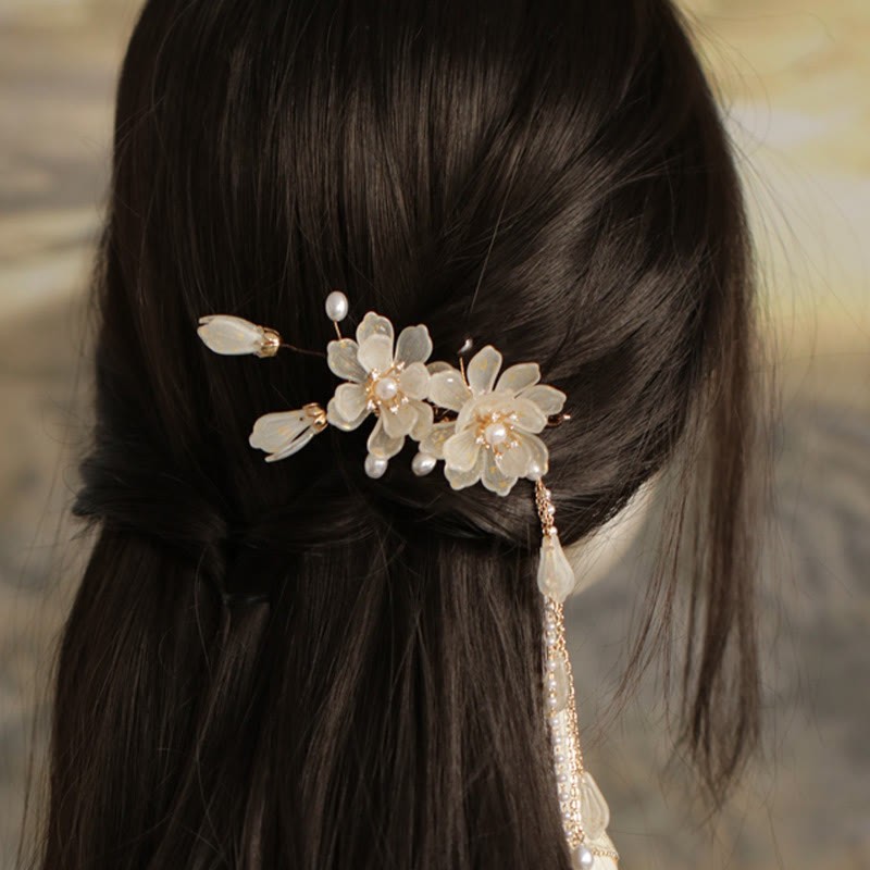 Classical Magnolia Tassel Side Hair Clip