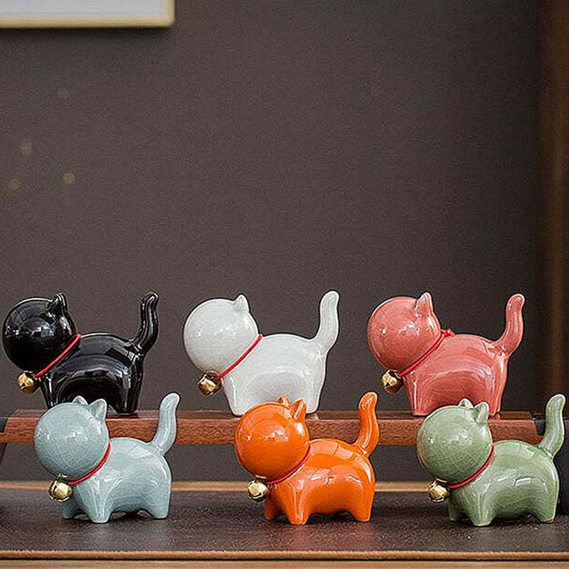 Mini Cute Lucky Bell Cat Tea Pet Ceramic Home Desk Figurine Decoration