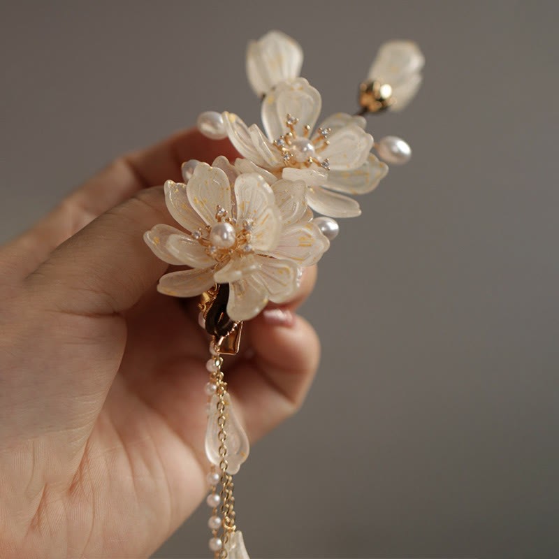 Classical Magnolia Tassel Side Hair Clip