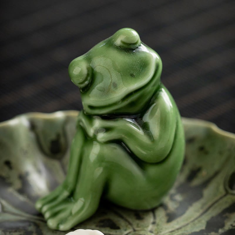 Leaf Meditation Frog Pattern Healing Ceramic Incense Burner Decoration