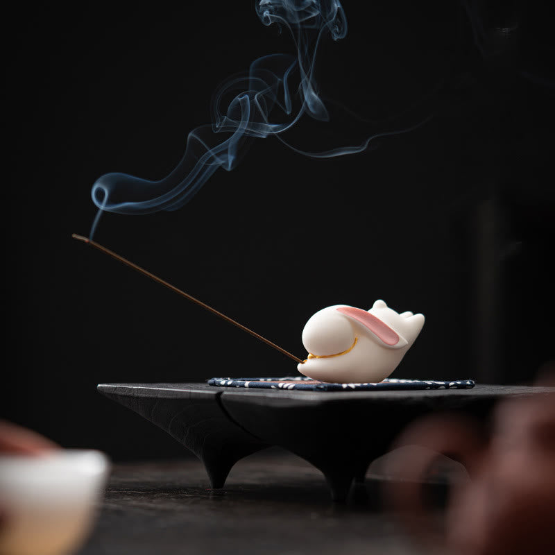 Flying Rabbit Bamboo Mat Healing Ceramic Incense Burner Desk Decoration