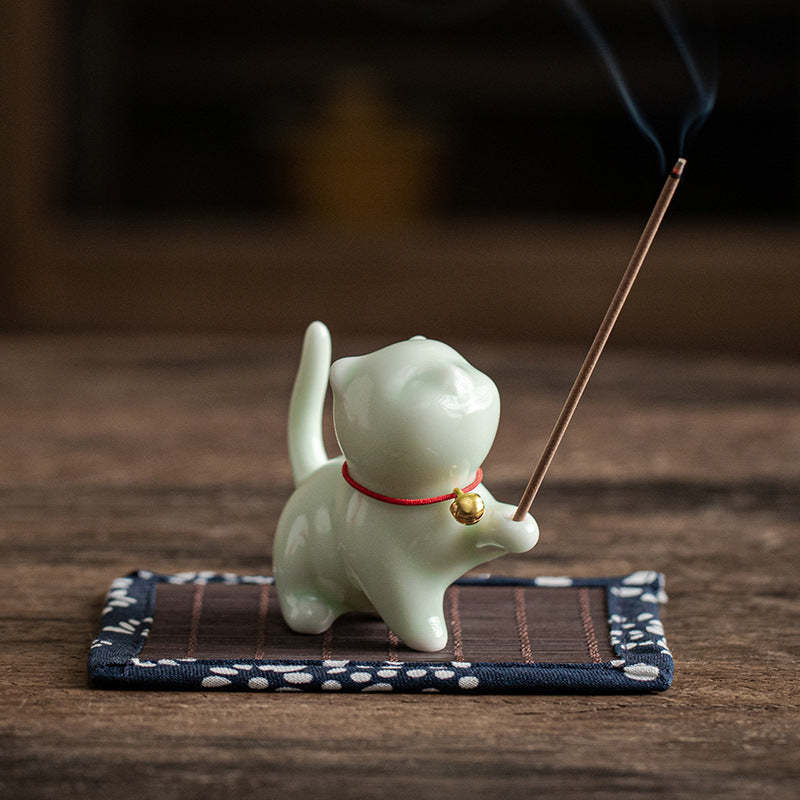Mini Lucky Cat Kitten Tea Pet Ceramic Home Desk Figurine Decoration With Bamboo Mat