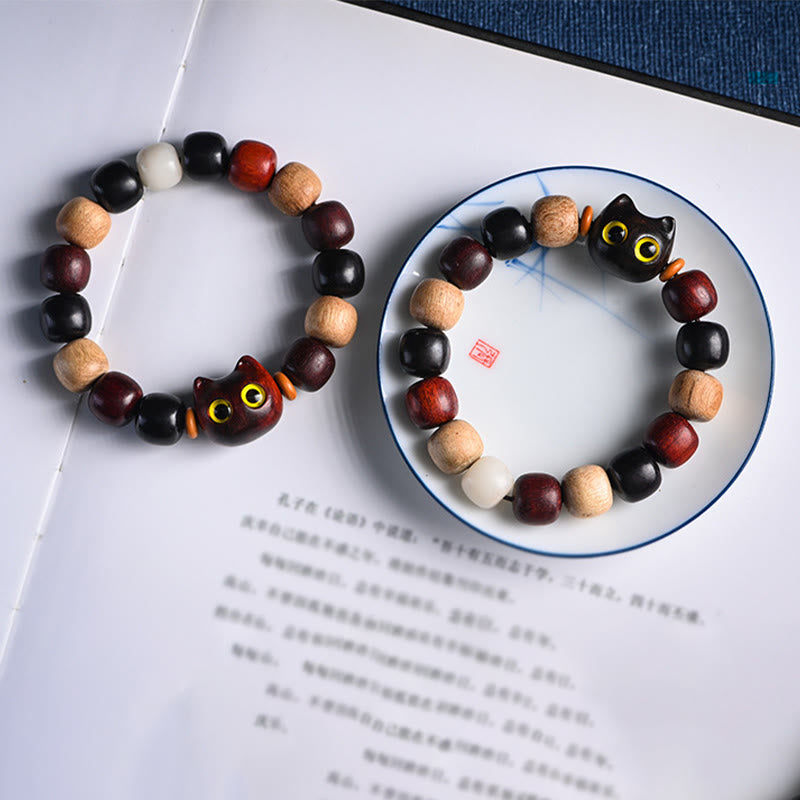 Small Leaf Red Sandalwood Ebony Wood Cute Cat Engraved Protection Bracelet
