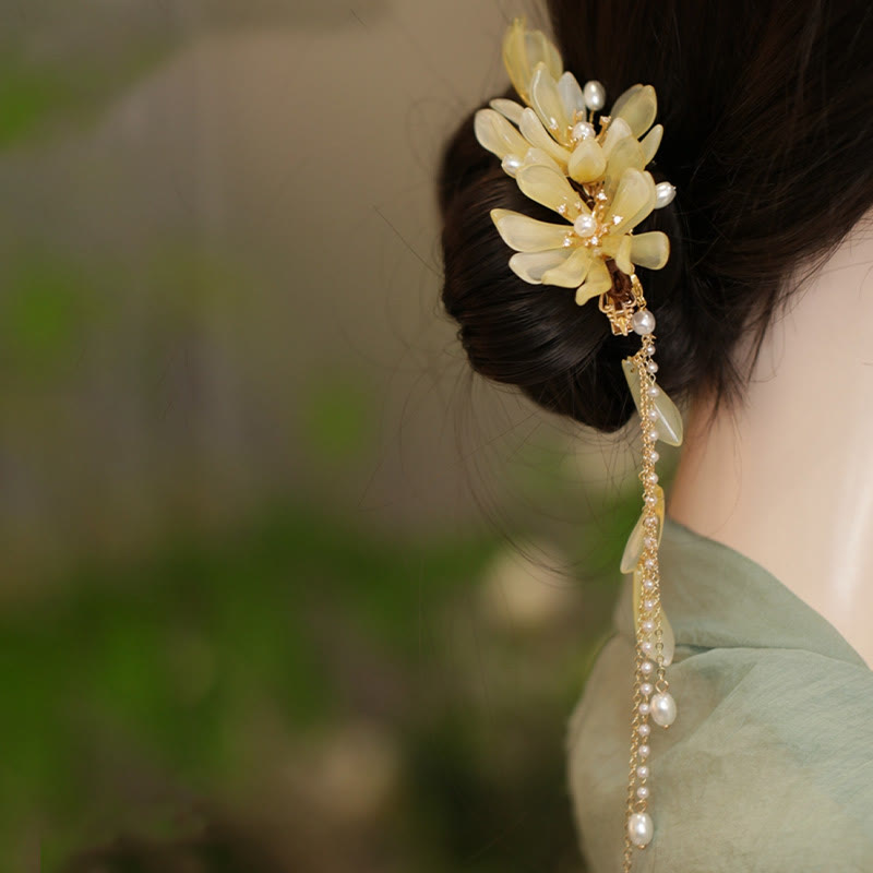 Classical Magnolia Tassel Side Hair Clip