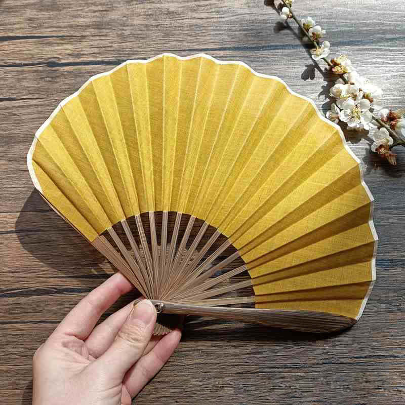 Retro Solid Color Shell Shape Handheld Bamboo Folding Fan
