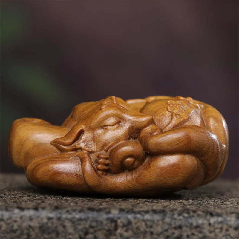 Mini Nine-Tailed Fox Green Sandalwood Peace Decoration Car Hanging Decoration