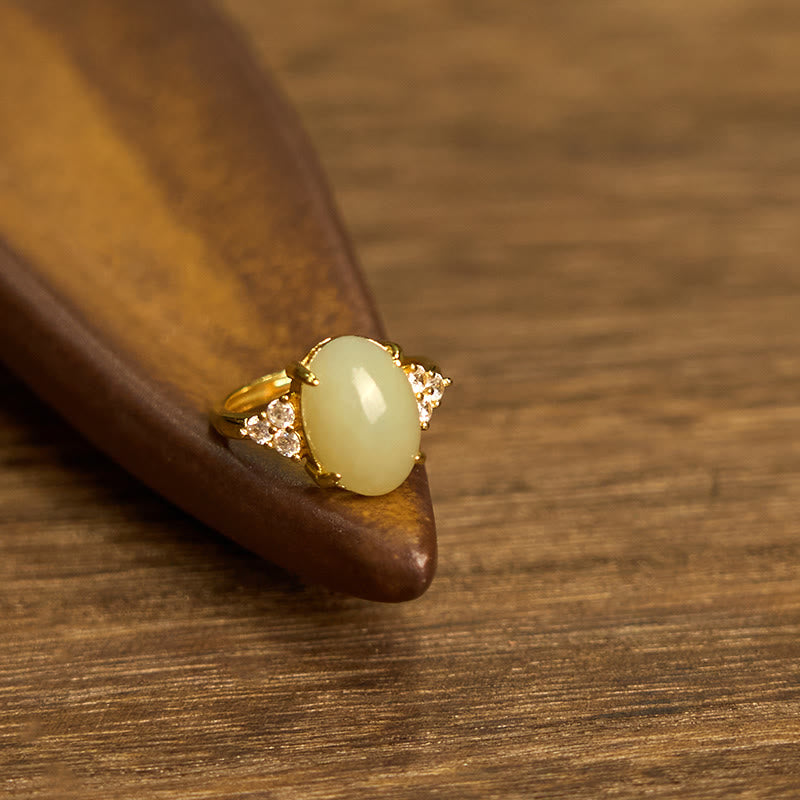 Hetian Jade Egg Alloy Ring