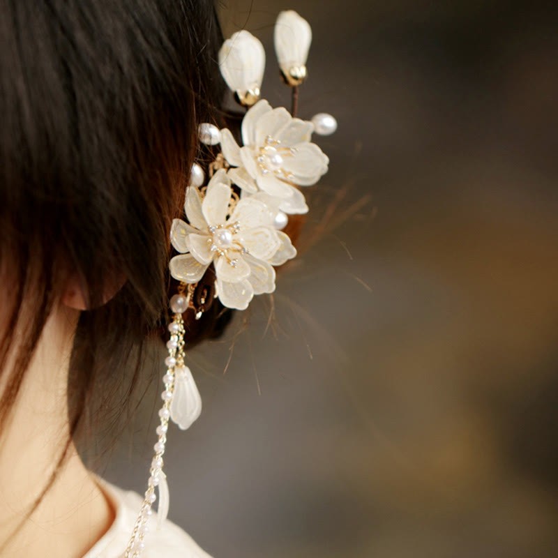 Classical Magnolia Tassel Side Hair Clip