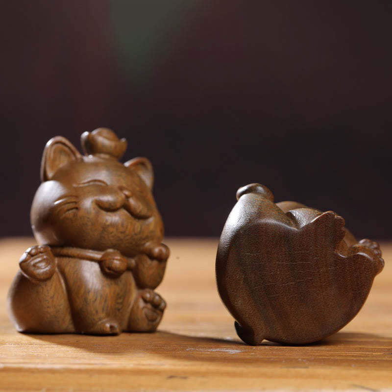 Mini Green Sandalwood Ingot Lucky Cat Carved Peace Desk Decorations