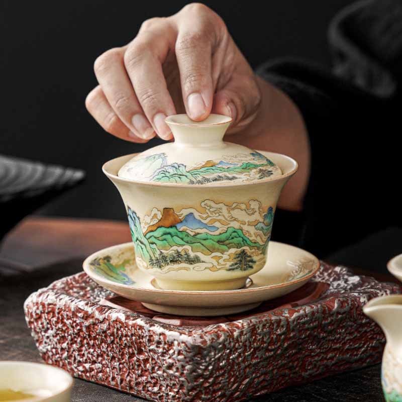A Panorama of Rivers and Mountains Flowers Ceramic Gaiwan Sancai Teacup Kung Fu Tea Cup And Saucer With Lid