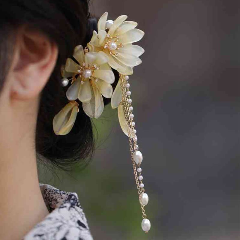 Classical Magnolia Tassel Side Hair Clip