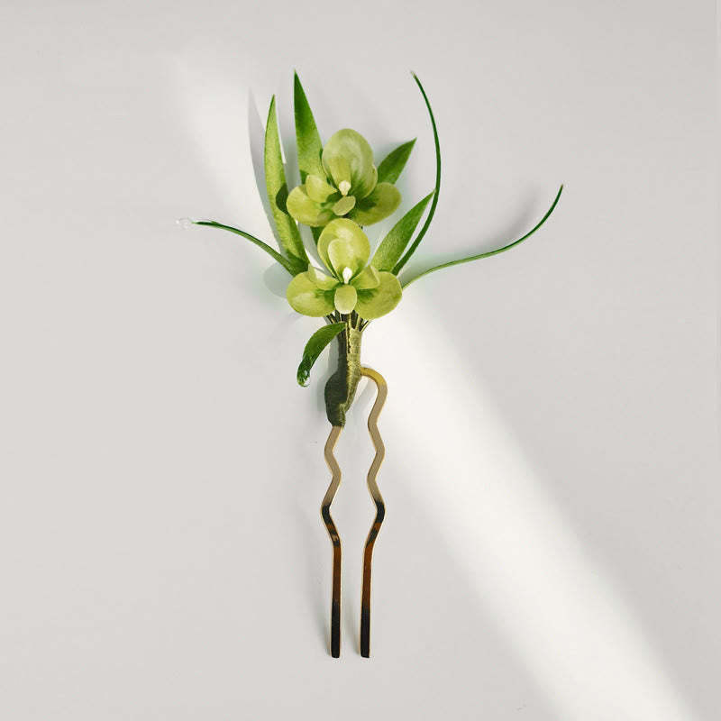 Handmade Velvet Flower Mulberry Silk Green Flowers Leaves Brooch Hairpin