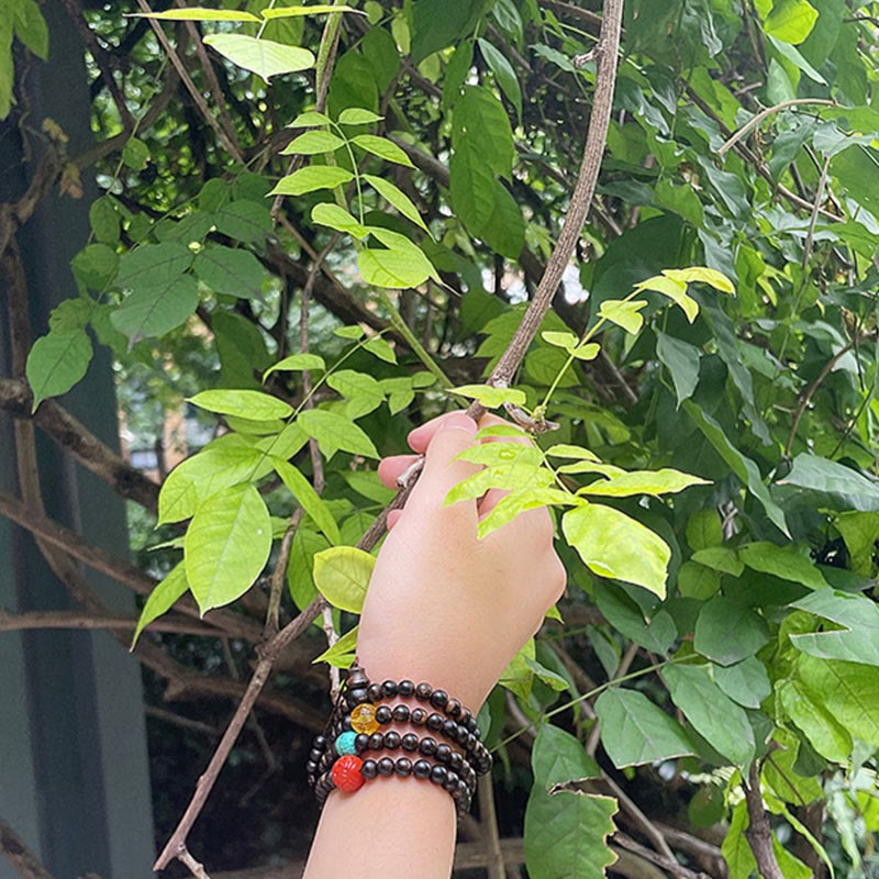 Nha Trang Bai Qinan Agarwood Turquoise Amber Red Agate Strength Meditation Bracelet