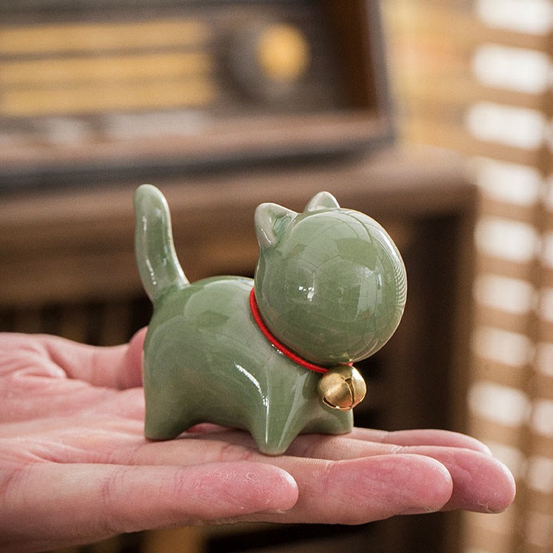 Mini Cute Lucky Bell Cat Tea Pet Ceramic Home Desk Figurine Decoration