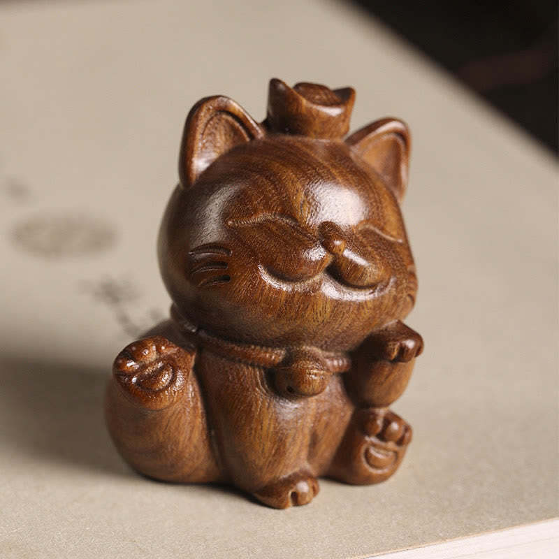Mini Green Sandalwood Ingot Lucky Cat Carved Peace Desk Decorations