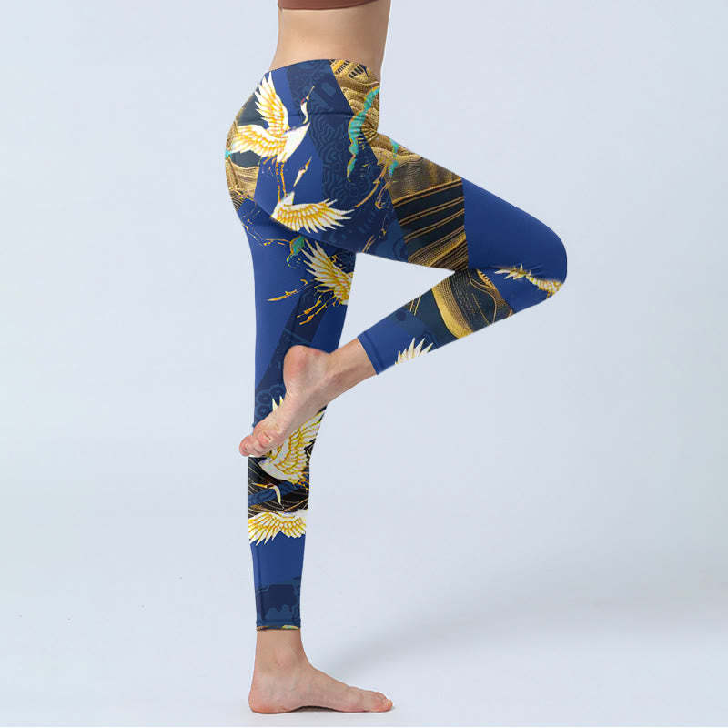 Mountain Temple Red Crowned Crane Pattern Print Gym Leggings Women's Yoga Pants