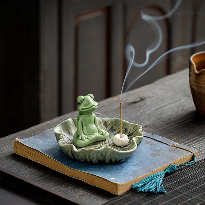 Leaf Meditation Frog Pattern Healing Ceramic Incense Burner Decoration