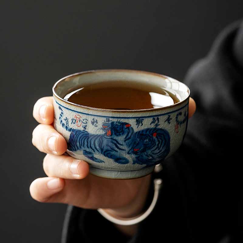 Jingdezhen Hand Painted Cute Tiger Ceramic Teacup Kung Fu Tea Cup Bowl 140ml